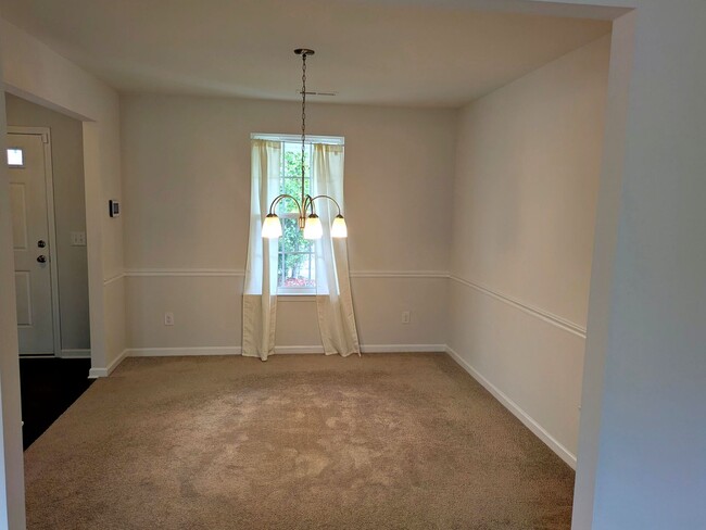 Photo - 2040 Perrin Ct