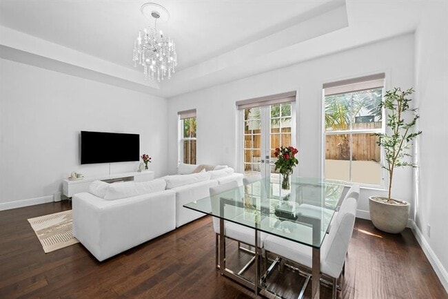 Building Photo - 515 SW 18th Ave Rental
