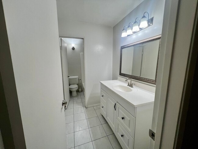 Photo - 4891 Collwood Blvd Unit 4891B Collwood Blvd