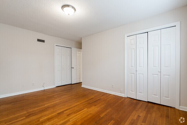 3BR,1.5 -1,289SF