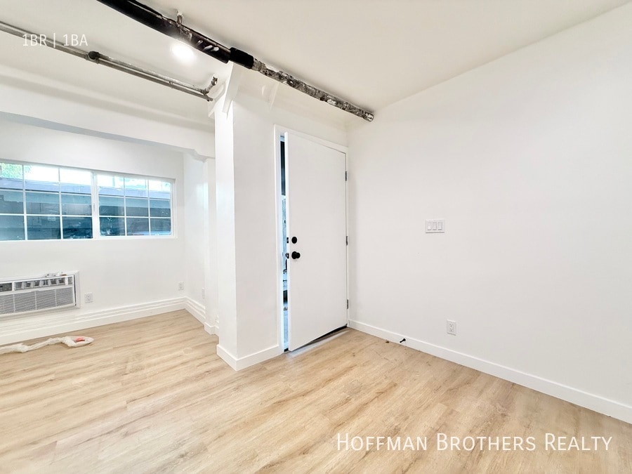 Photo - 838 Normandie Ave Unit 13