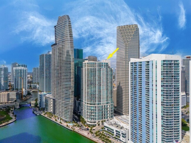 Building Photo - 300 S BISCAYNE Unit 2304