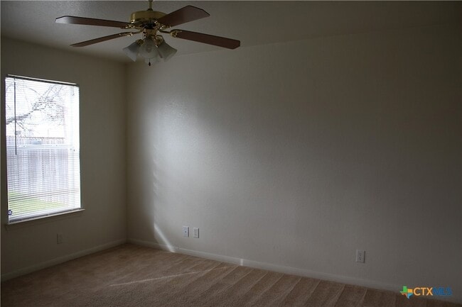 1402 Chips Dr Unit B