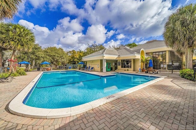 Photo - 2445 SW 18th Ter