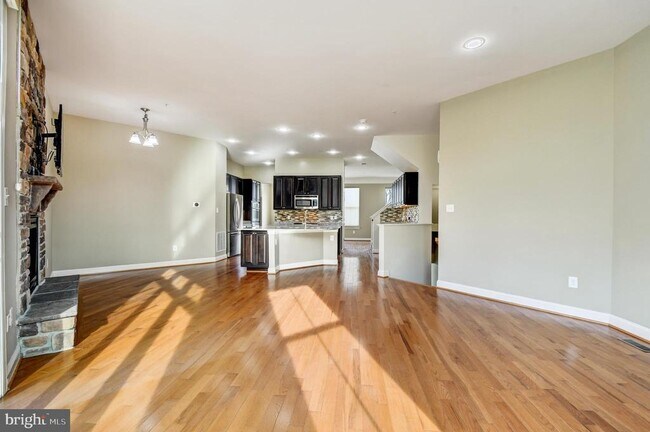 Photo - 9851 Garden Ranges