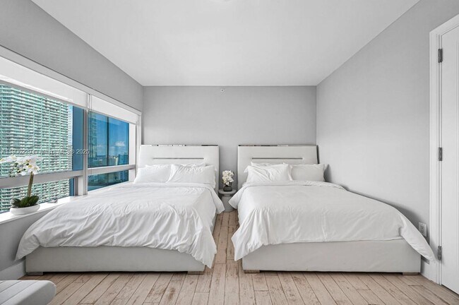 Photo - 1435 Brickell Ave Unit 3401