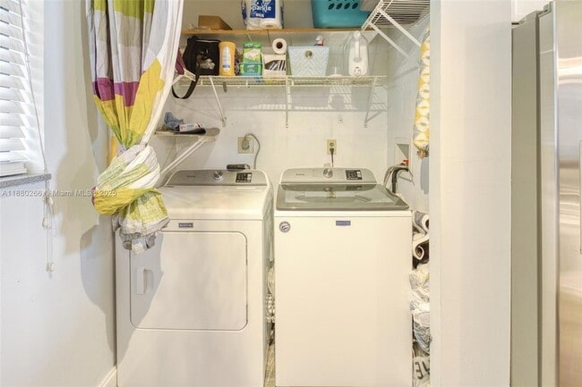 Photo - 115 Lake Emerald Dr Unit 306