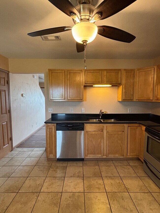 Photo - 117 Northtowne St