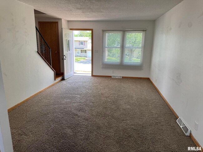 Photo - 18 Parkview Dr