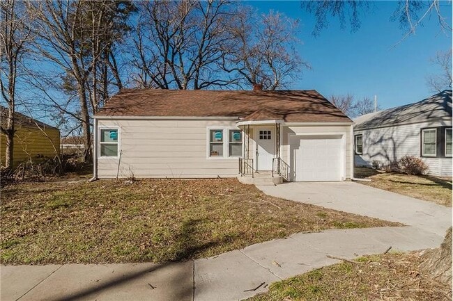 Building Photo - 919 N Piatt Ave