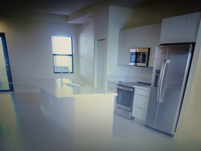 8039 NW 104th Ave Unit 32