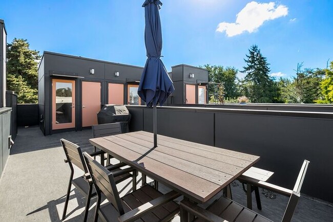 Photo - Stunning AIR CONDITIONED North College Par...