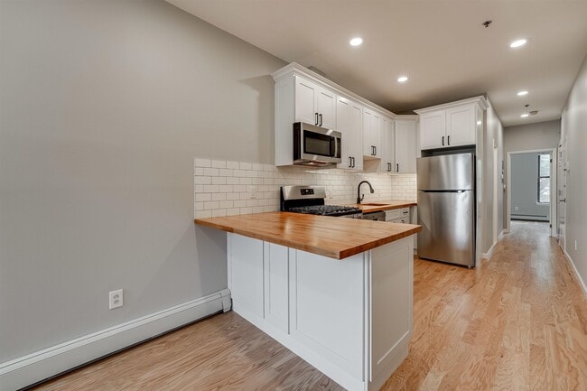 Photo - 813 Park Ave Unit 4