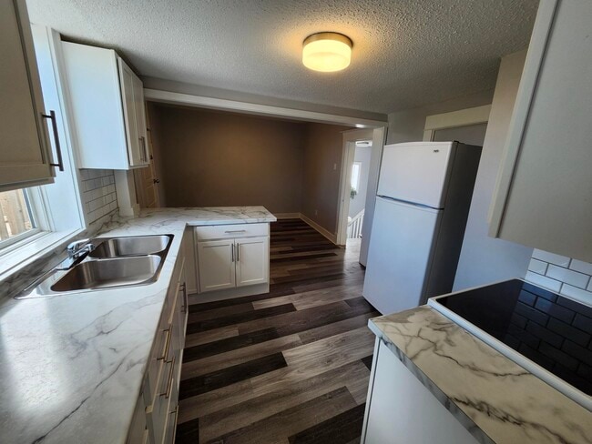 Photo - 111 Red Head Rd Unité C