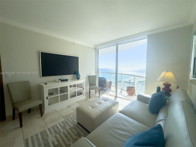 6365 Collins Ave Unit 1506