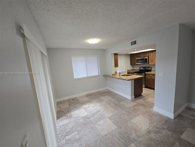 Photo - 8414 Coral Lake Way