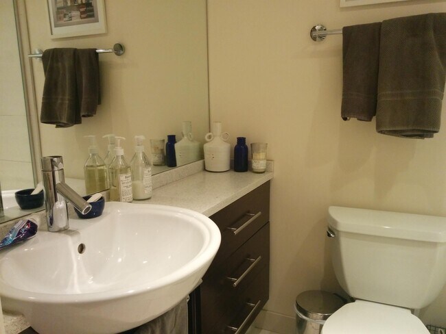 Photo - 1540 Haro St Unit 211