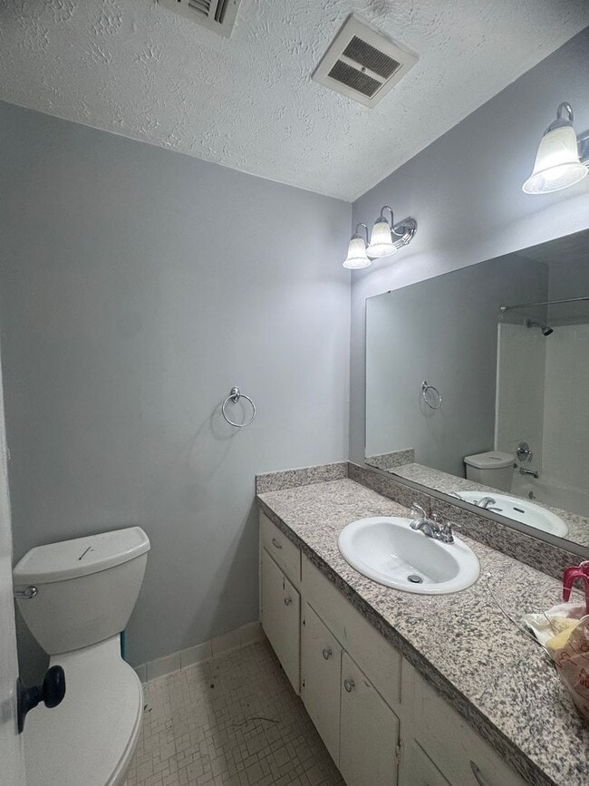 Photo - 4859 Alamont Dr