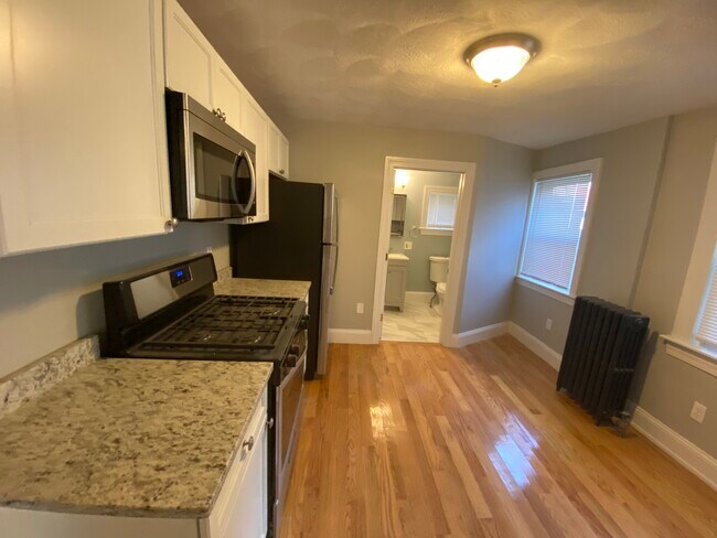 Photo - 305 Highland Ave Apartments Unit A