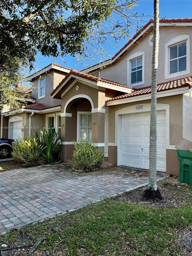 Photo - 13850 SW 274th Terrace