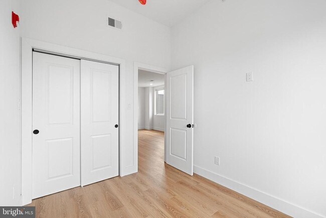 Photo - 929 N 40th St Unidad E