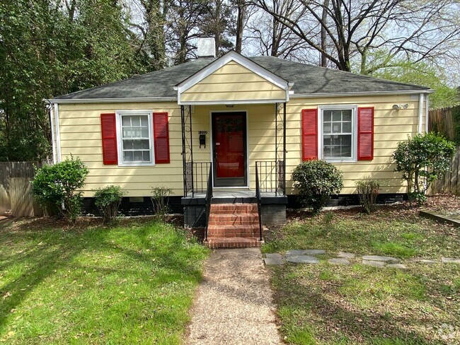 Building Photo - Charming Trinity Park House - Fenced Backyard