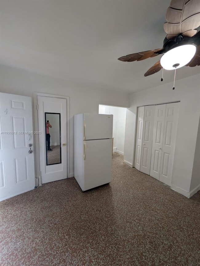 Photo - 2928 SW 10th St Unit 4