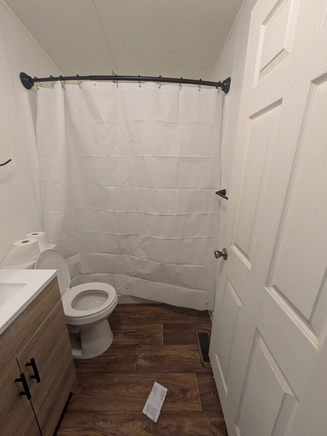 Photo - 203 E Lincoln St