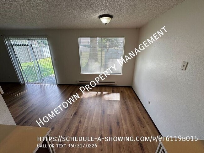 Photo - 335 Dennis St SE