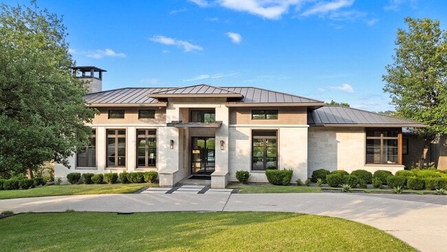 Photo - 1905 Paisano Rd House
