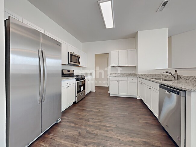 Photo - 121 Decatur Dr