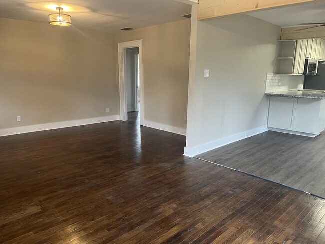 Photo - 2111 27th St