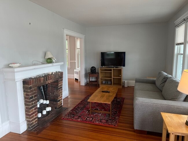 Photo - 138 Kenberma St
