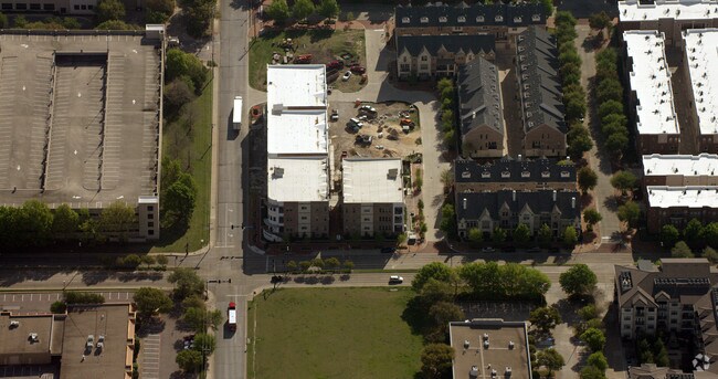 Aerial 03/2017 - Meridian Square Condos