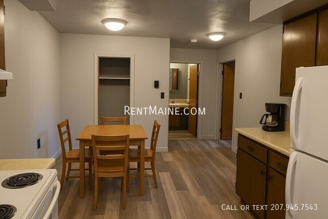 Building Photo - 6 Wenbelle Dr Unit 123