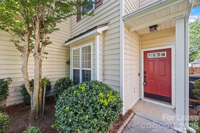 Photo - 2330 Mirage Pl