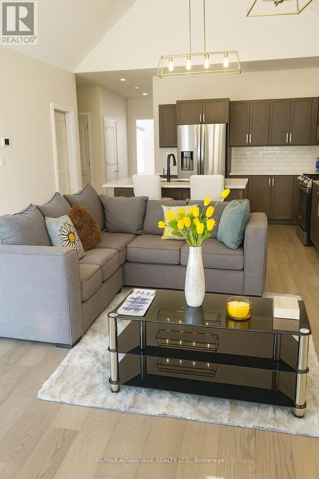 Photo - 63 Compass Trail