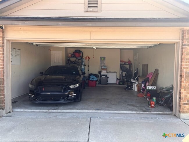 Photo - 6600 Katy Creek Ln