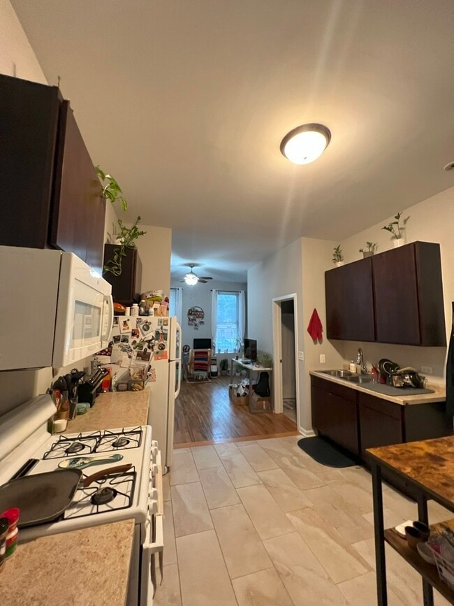 Photo - 1532 W 18th Pl Unit 1F