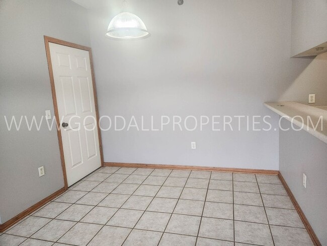 Photo - 3 bedroom townhome in Ankeny Unit G6