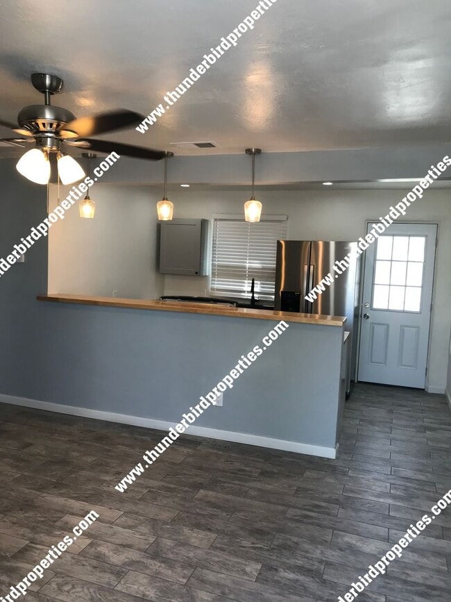 Photo - 1225 San Mateo Blvd SE Unidad 1225 San Mateo -  C