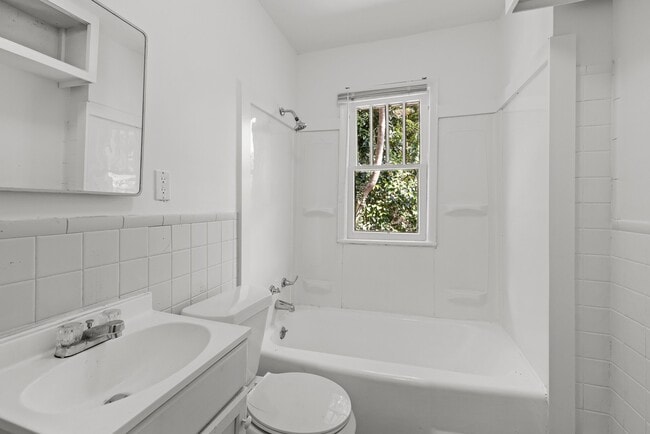 Photo - 514 81st St S