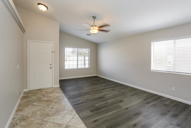 Photo - 15917 W Winslow Ave