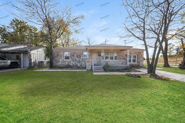 Building Photo - 3236 SW 37th St