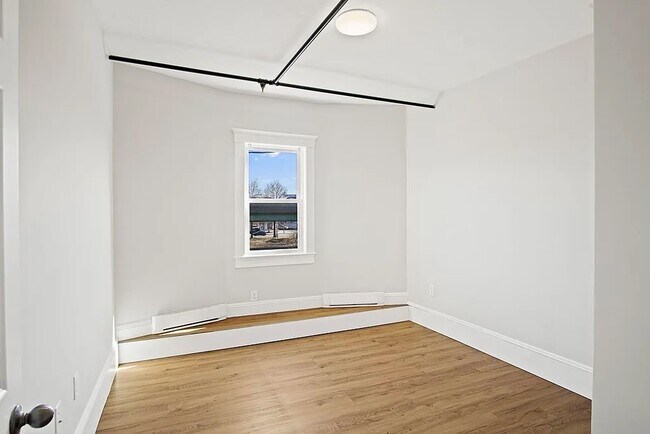 Photo - 2 Redfield St Unit #2