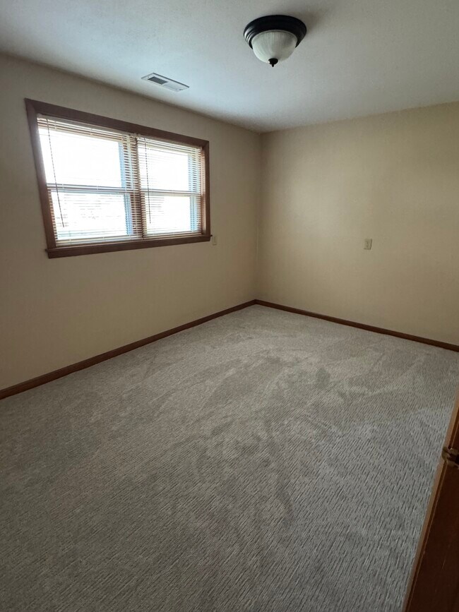 Photo - 2126 Douglas Ave Unit 3