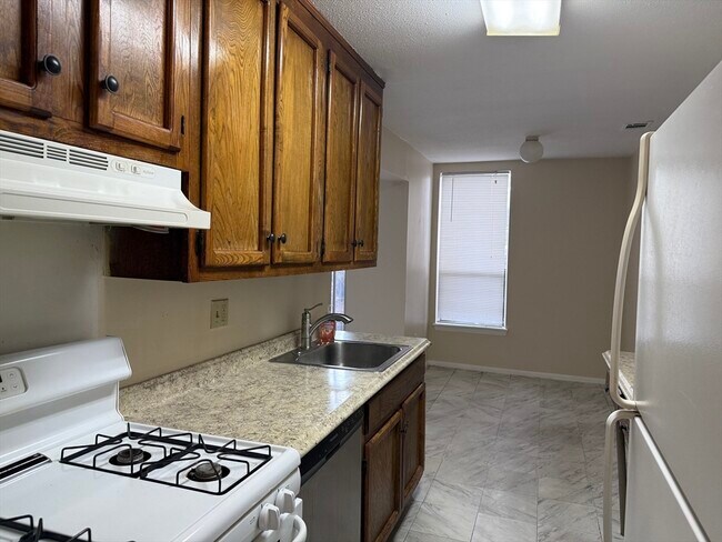 Photo - 16 Shrewsbury Green Dr Unidad D