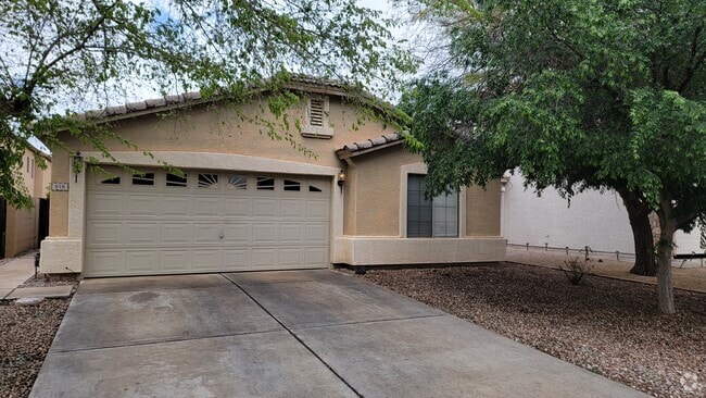 Building Photo - 818 E Monteleone St Rental