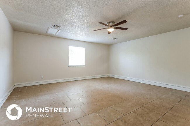 Photo - 4400 N Shadybrook Dr