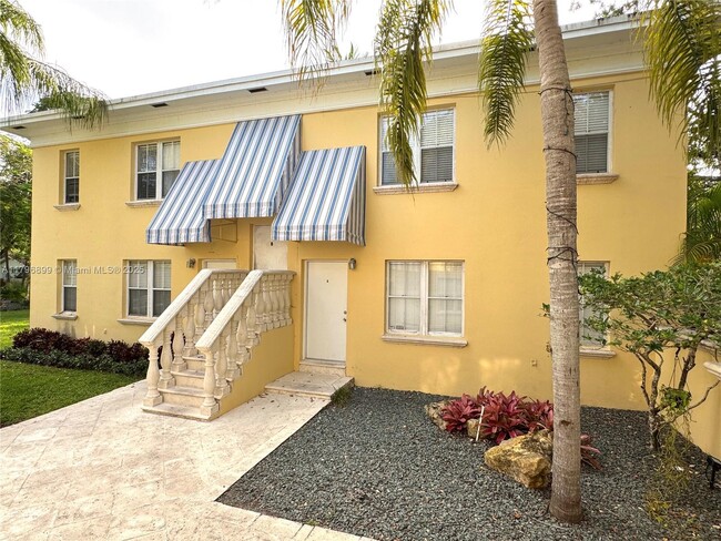 Photo - 3375 Franklin Ave Apartment Unit #D